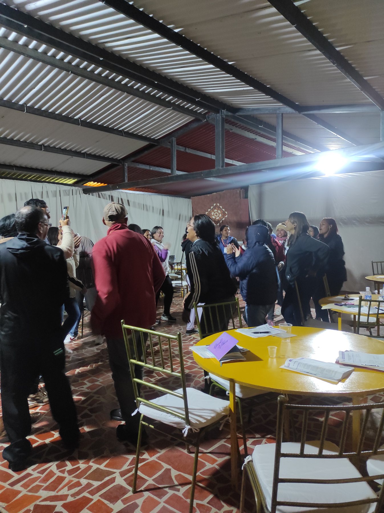 Restaurante y ambiente social en Posada Otilia